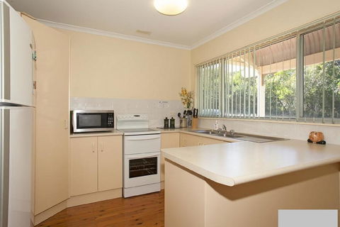 Ryans Cottage - Sawtell, NSW - Darwin Holiday 0