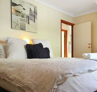 Rye 3 Great Location Shops Beach FREE Wine Wifi and Netflix