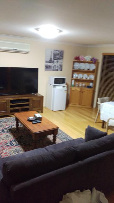 Sallys B&b - Darwin Holiday 2