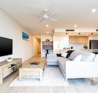Saltwater Calm at The Cosmopolitan Cotton Tree - Darwin Holiday