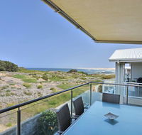 Saltwater Curls Anna Bay Coastal Retreat with Views - Darwin Holiday