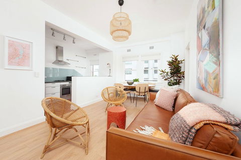 SALTY'S 2 BEDROOM BEACH HOME - Darwin Holiday 1