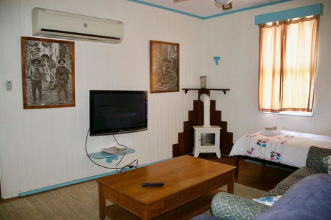 Samford Cottage - Darwin Holiday 2
