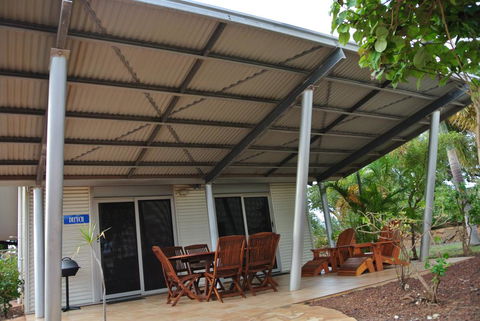 Samson Beach Chalets - Darwin Holiday 3