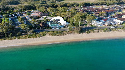 Sand Beach House - Breathtaking View, And Amazing Position Directly Opposite The Beach! - Darwin Holiday 0