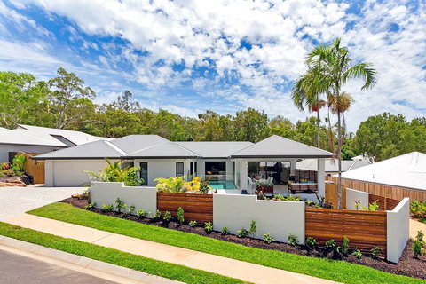 Sandcastles - Palm Cove - Darwin Holiday 1