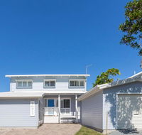 Sandpiper Beach Front House - Darwin Holiday