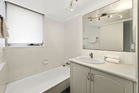 Sandpiper Broadbeach - Darwin Holiday 2