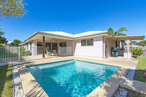 Sandy Feet On Casuarina - Darwin Holiday 0