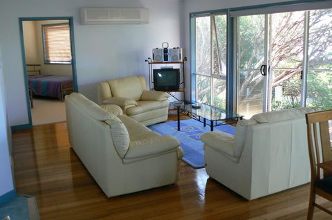 Sandy Point Beach Escape 1 Bedroom Apartment - Darwin Holiday 3