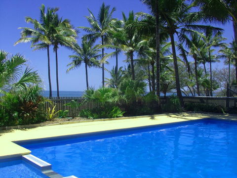 Sarina Beach Motel - Darwin Holiday 0