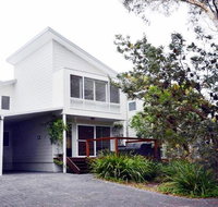 Scribbly Gum on Benton - bushland setting - Darwin Holiday