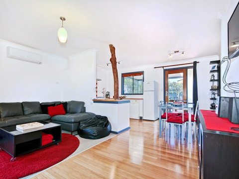 Sea Devine - Darwin Holiday 1