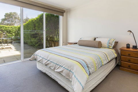 SEA GRANGE - MORNINGTON - Darwin Holiday 1