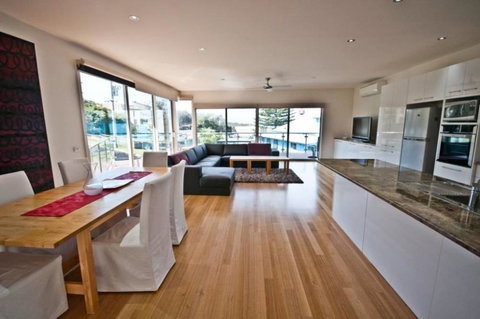 Sea La Vie - Darwin Holiday 2