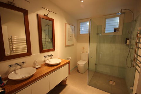 SEA URCHIN - Darwin Holiday 3