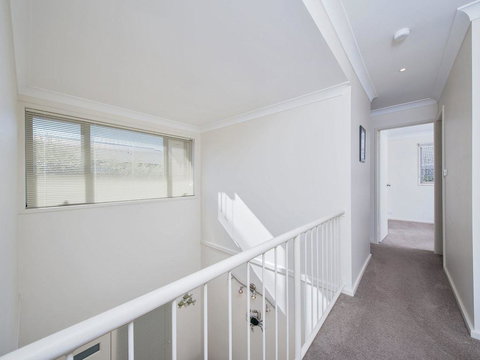 Sea Whispers @ Fingal Bay - Darwin Holiday 2