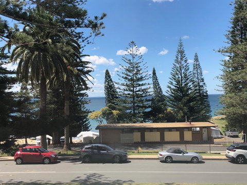 Seabreeze Beach Hotel - Darwin Holiday 1