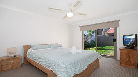 Seachange - Foxtel, Netflix, WiFi - Darwin Holiday 1