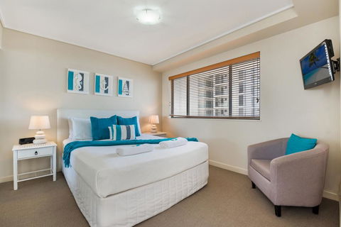 Seamark On First - Darwin Holiday 1