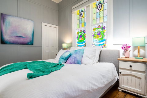 Seas The Day Rosebud - Darwin Holiday 1