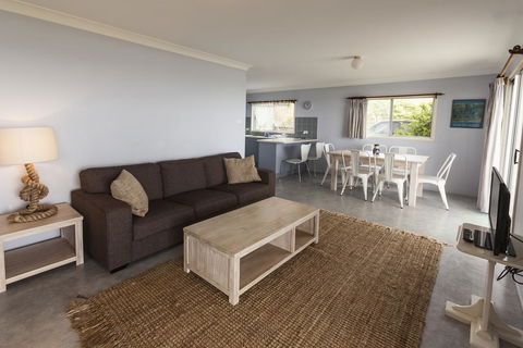 Seascape Beach House - Darwin Holiday 2
