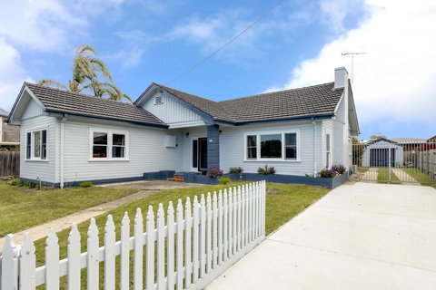 Seashells Lakes Entrance - Darwin Holiday 0