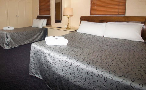 Seaton Arms Motor Inn - Darwin Holiday 3