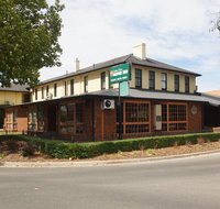 Seaton Arms Motor Inn - Darwin Holiday
