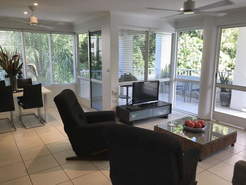 Secluded Tropical Apartment - Darwin Holiday 2