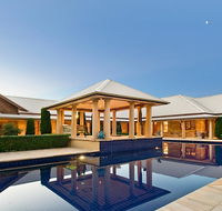 Secret Garden - Darwin Holiday