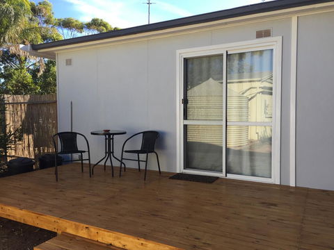 Self Contained Cabin - Darwin Holiday 0