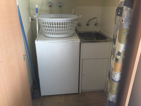 Self Isolate Sunken Spa, Quiet 1 BR Cottage In Otway Ranges - Darwin Holiday 1