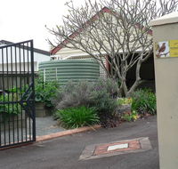 Self-contained 2 bedroom Apartment - Darwin Holiday