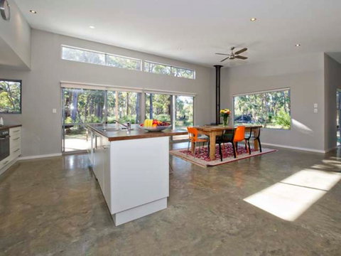 Sequoia Sanctuary - Darwin Holiday 0