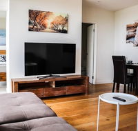 Serenity by the Botanical Garden Free Parking