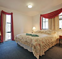Serenity Grove - Darwin Holiday
