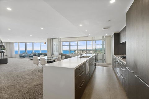 Serviced Apartments By GCLR At Q1 - Darwin Holiday 2