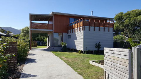 SeymourViews Apollo Bay - Darwin Holiday 0