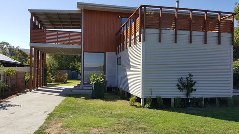 SeymourViews Apollo Bay - Darwin Holiday 1