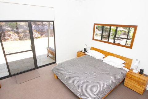 Shady Glen - Darwin Holiday 1