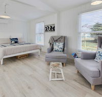 Shearers Cottage - Pet friendly holiday accommodation - Darwin Holiday