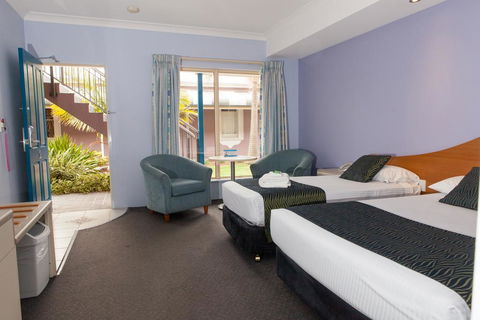 Shellharbour Village Motel - Darwin Holiday 2