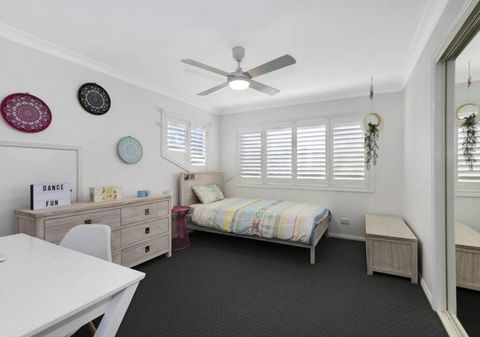 Shelly Beach Family Hideaway - Pool, Beach, Golf - Darwin Holiday 1