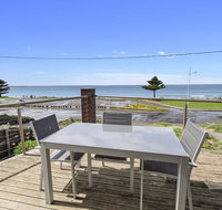 Shemara - Idyllic East Beach property with multiple living areas - Darwin Holiday
