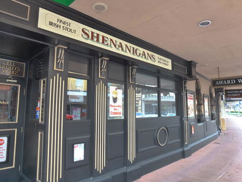 Shenanigans At The Imperial - Darwin Holiday 0