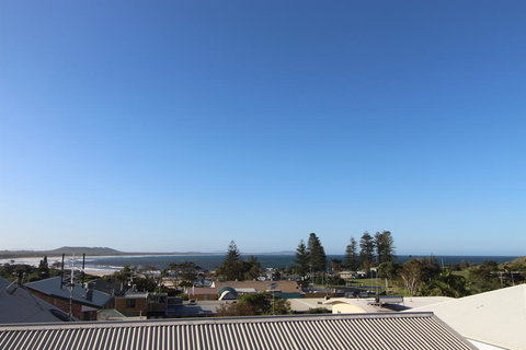 Shiloh Holiday House, 14 East Street - Darwin Holiday 0