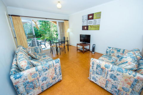 Shoal Bay Avenue, Unit 1/7 - Darwin Holiday 1