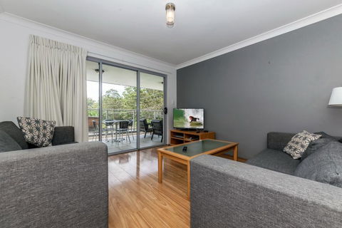 Shoal Bay Beach Club, 17/2 Shoal Bay Road - Darwin Holiday 0