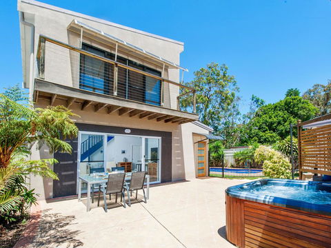 Shoally Loft, 58 Tomaree Road - Darwin Holiday 0